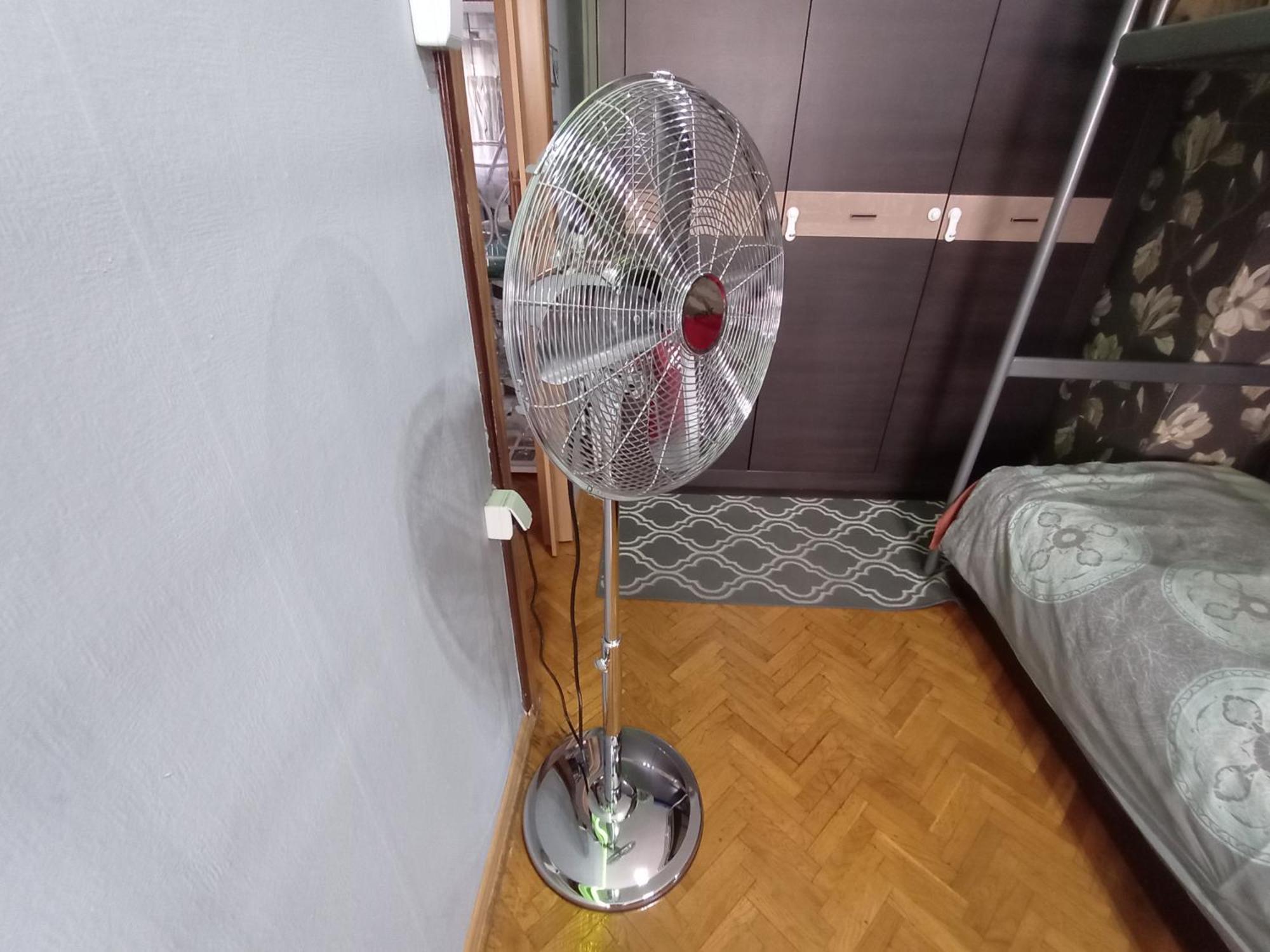 APARTAMENT VENGE -CAŁE MIESZKANIE 46m2 NA WYŁĄCZNOŚĆ - Z JEDNĄ SYPIALNIĄ I JEDNYM SYPIALNO-SALONEM -3 PIĘTRO BEZ WINDY- REZERWACJA BEZ KARTY KREDYTOWEJ-KLIMATYZACJA-2 ŁÓŻECZKA DZIECIĘCE-ŚNIADANIE XXL 30zł Breslau Exterior foto